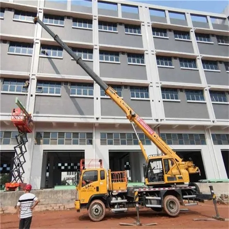 金阳高楼层玻璃吊装